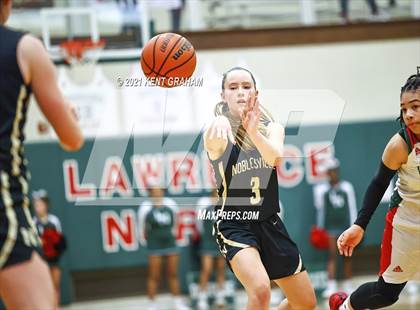 Thumbnail 3 in Noblesville @ Lawrence North photogallery.