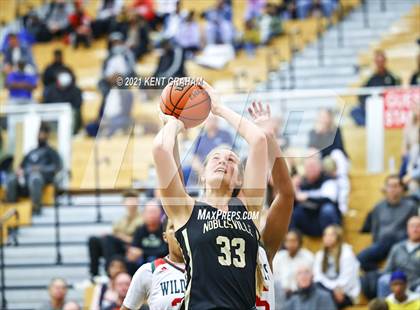 Thumbnail 2 in Noblesville @ Lawrence North photogallery.