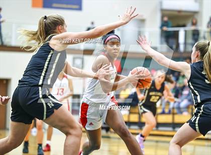 Thumbnail 1 in Noblesville @ Lawrence North photogallery.