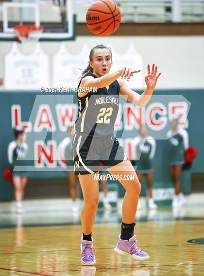Thumbnail 3 in Noblesville @ Lawrence North photogallery.