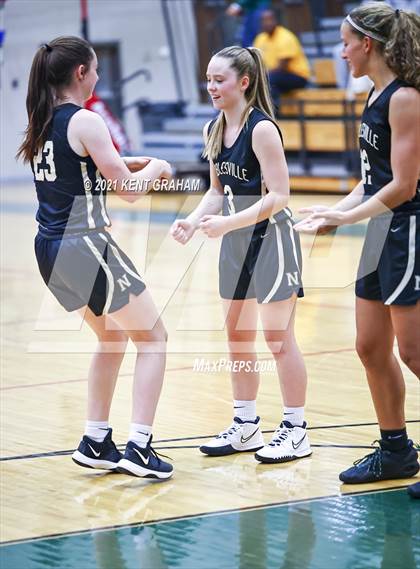 Thumbnail 3 in Noblesville @ Lawrence North photogallery.