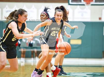 Thumbnail 3 in Noblesville @ Lawrence North photogallery.