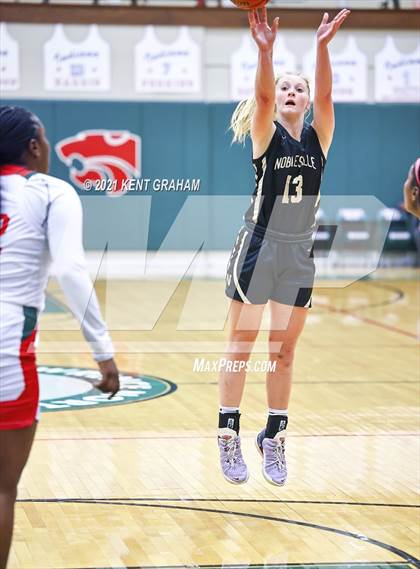 Thumbnail 2 in Noblesville @ Lawrence North photogallery.