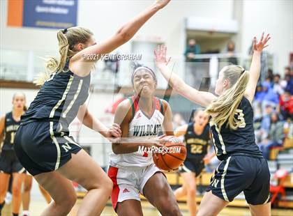Thumbnail 3 in Noblesville @ Lawrence North photogallery.