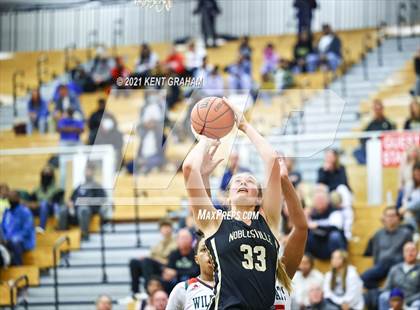 Thumbnail 3 in Noblesville @ Lawrence North photogallery.