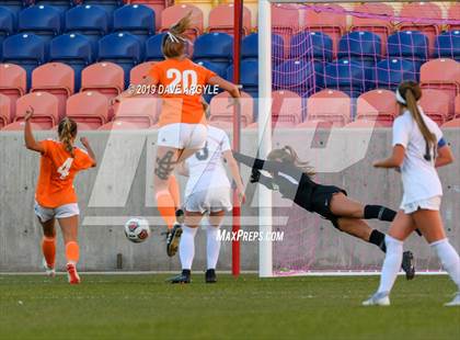 Thumbnail 2 in Ogden vs. Ridgeline (UHSAA 4A Final) photogallery.