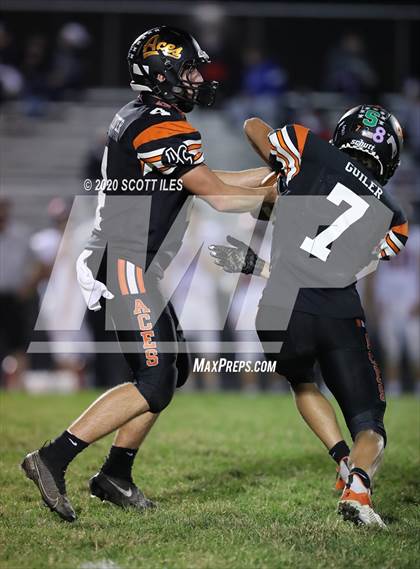 Thumbnail 1 in Logan Elm vs Amanda-Clearcreek photogallery.