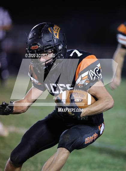 Thumbnail 3 in Logan Elm vs Amanda-Clearcreek photogallery.