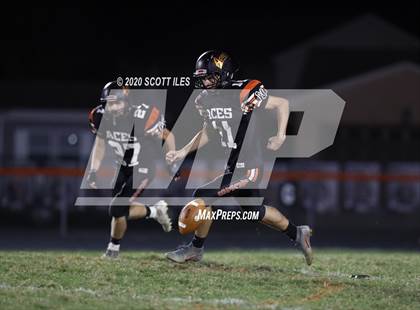 Thumbnail 2 in Logan Elm vs Amanda-Clearcreek photogallery.