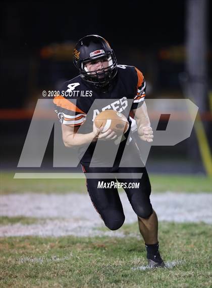 Thumbnail 1 in Logan Elm vs Amanda-Clearcreek photogallery.