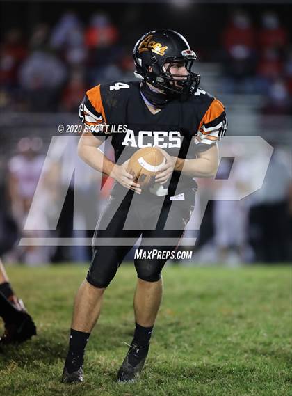 Thumbnail 3 in Logan Elm vs Amanda-Clearcreek photogallery.