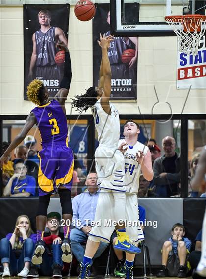 Thumbnail 2 in Guy-Perkins vs. Bay (AAA 1A Third Round Playoff) photogallery.