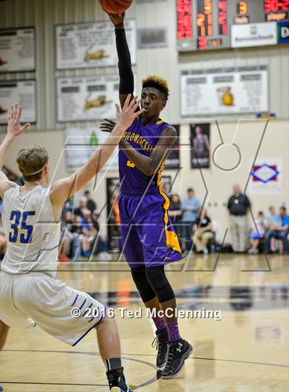 Thumbnail 2 in Guy-Perkins vs. Bay (AAA 1A Third Round Playoff) photogallery.