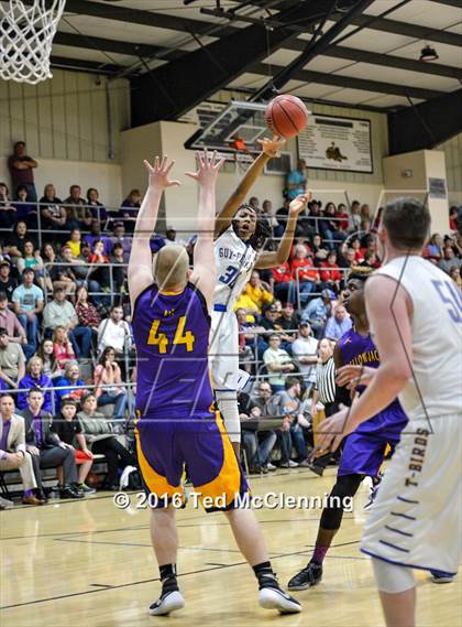 Thumbnail 2 in Guy-Perkins vs. Bay (AAA 1A Third Round Playoff) photogallery.