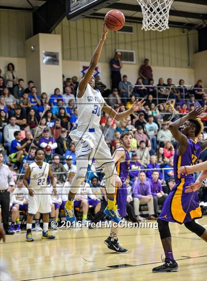 Thumbnail 2 in Guy-Perkins vs. Bay (AAA 1A Third Round Playoff) photogallery.