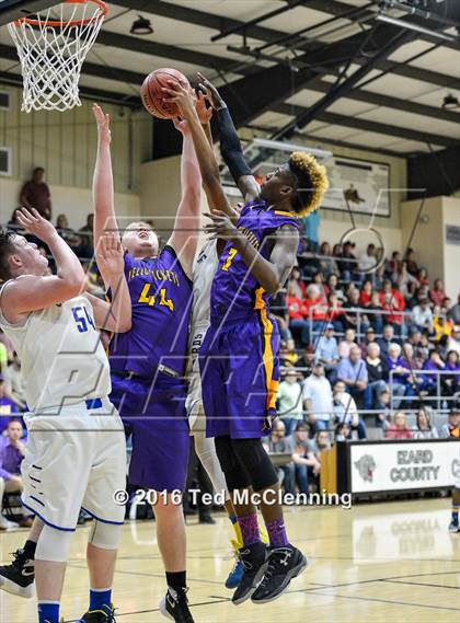 Thumbnail 1 in Guy-Perkins vs. Bay (AAA 1A Third Round Playoff) photogallery.