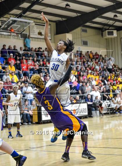 Thumbnail 3 in Guy-Perkins vs. Bay (AAA 1A Third Round Playoff) photogallery.