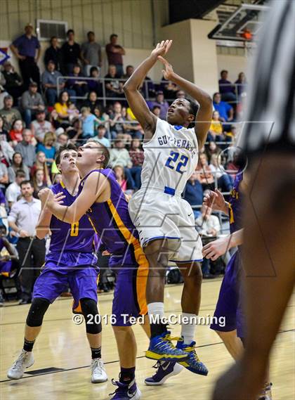 Thumbnail 1 in Guy-Perkins vs. Bay (AAA 1A Third Round Playoff) photogallery.