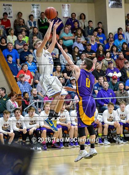 Thumbnail 2 in Guy-Perkins vs. Bay (AAA 1A Third Round Playoff) photogallery.