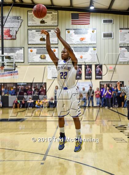 Thumbnail 2 in Guy-Perkins vs. Bay (AAA 1A Third Round Playoff) photogallery.