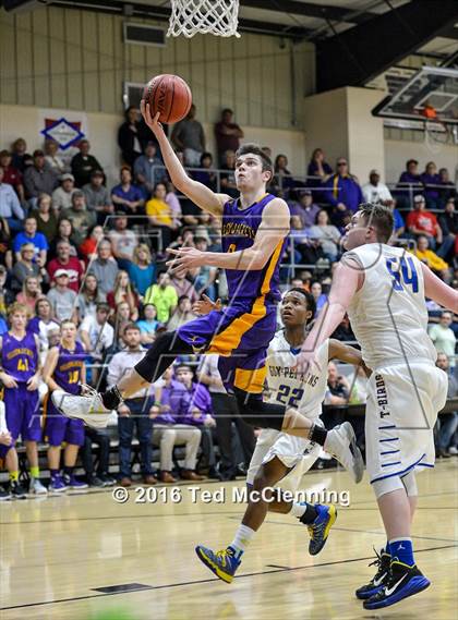 Thumbnail 1 in Guy-Perkins vs. Bay (AAA 1A Third Round Playoff) photogallery.