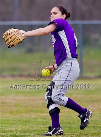 Thumbnail 2 in Alvin vs Angleton (Brazosport Classic) photogallery.