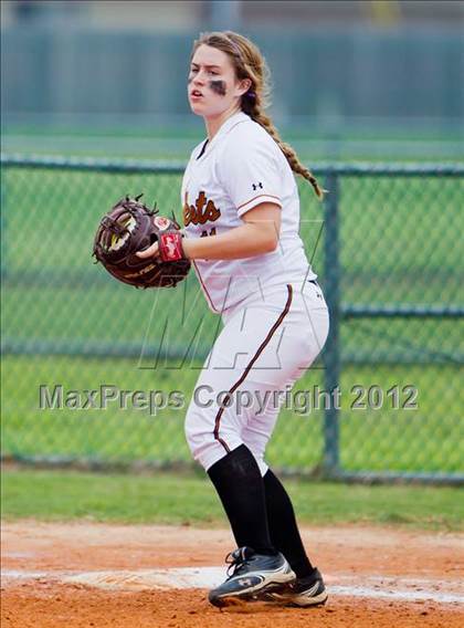 Thumbnail 1 in Alvin vs Angleton (Brazosport Classic) photogallery.