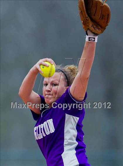 Thumbnail 2 in Alvin vs Angleton (Brazosport Classic) photogallery.