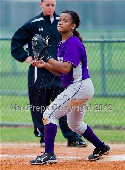Thumbnail 2 in Alvin vs Angleton (Brazosport Classic) photogallery.