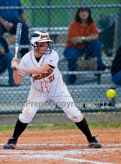 Thumbnail 2 in Alvin vs Angleton (Brazosport Classic) photogallery.