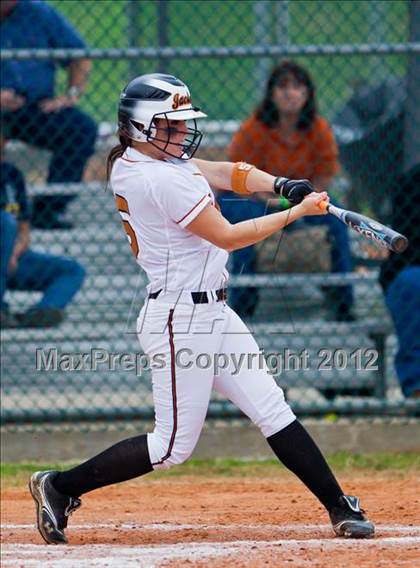 Thumbnail 3 in Alvin vs Angleton (Brazosport Classic) photogallery.