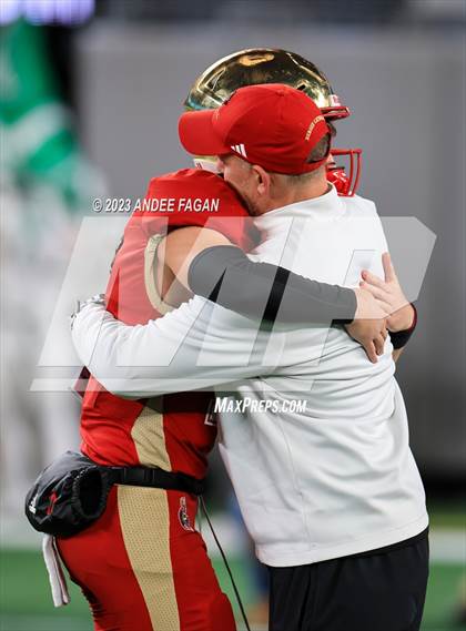 Thumbnail 3 in Bergen Catholic vs Delbarton (NJSIAA Non-Public A Final) photogallery.