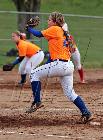 Thumbnail 3 in Daniel Boone vs  William Blount (Foothills Classic) photogallery.