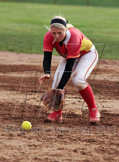 Thumbnail 1 in Daniel Boone vs  William Blount (Foothills Classic) photogallery.
