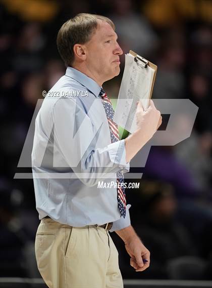 Thumbnail 3 in Patrick Henry vs. Maggie Walker (VHSL Class 4 State Final) photogallery.