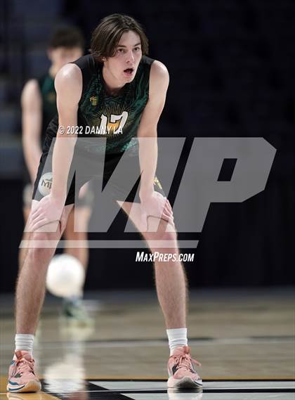 Thumbnail 1 in Patrick Henry vs. Maggie Walker (VHSL Class 4 State Final) photogallery.