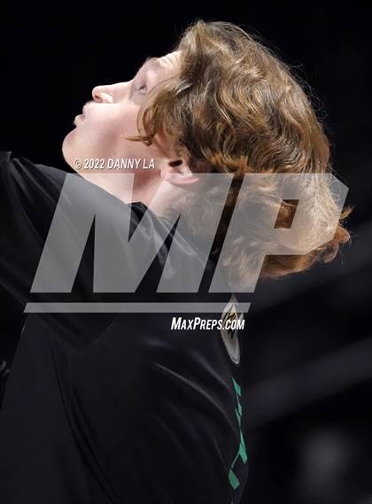 Thumbnail 2 in Patrick Henry vs. Maggie Walker (VHSL Class 4 State Final) photogallery.