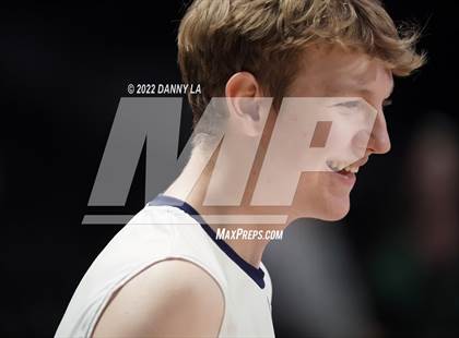 Thumbnail 1 in Patrick Henry vs. Maggie Walker (VHSL Class 4 State Final) photogallery.