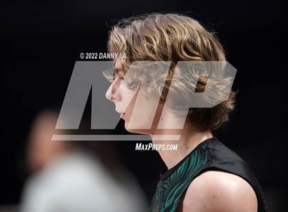 Thumbnail 2 in Patrick Henry vs. Maggie Walker (VHSL Class 4 State Final) photogallery.
