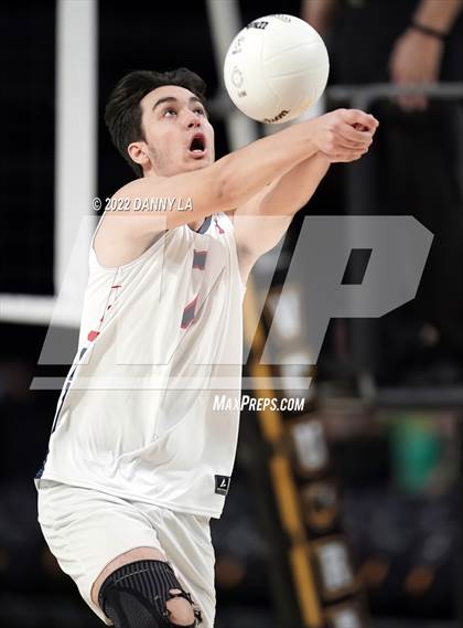 Thumbnail 2 in Patrick Henry vs. Maggie Walker (VHSL Class 4 State Final) photogallery.