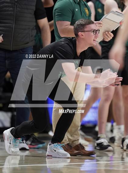 Thumbnail 3 in Patrick Henry vs. Maggie Walker (VHSL Class 4 State Final) photogallery.