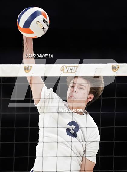 Thumbnail 3 in Patrick Henry vs. Maggie Walker (VHSL Class 4 State Final) photogallery.