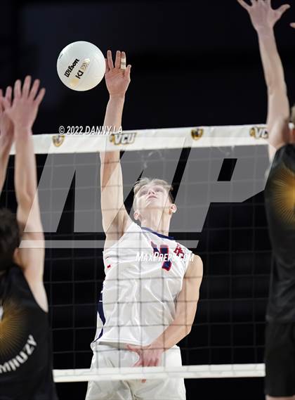 Thumbnail 1 in Patrick Henry vs. Maggie Walker (VHSL Class 4 State Final) photogallery.