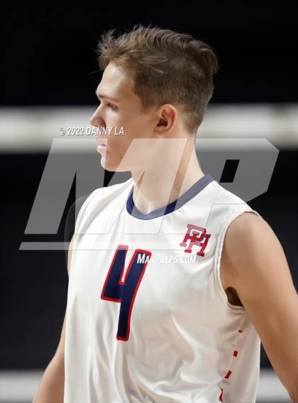 Thumbnail 3 in Patrick Henry vs. Maggie Walker (VHSL Class 4 State Final) photogallery.