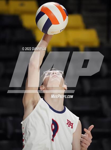 Thumbnail 1 in Patrick Henry vs. Maggie Walker (VHSL Class 4 State Final) photogallery.