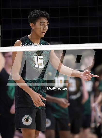 Thumbnail 2 in Patrick Henry vs. Maggie Walker (VHSL Class 4 State Final) photogallery.