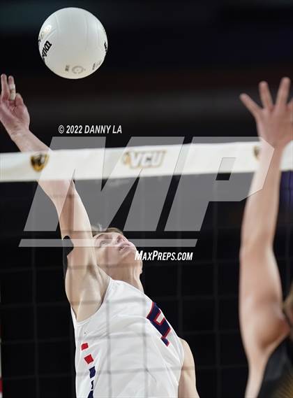 Thumbnail 1 in Patrick Henry vs. Maggie Walker (VHSL Class 4 State Final) photogallery.
