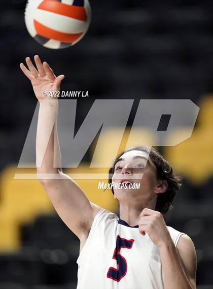 Thumbnail 2 in Patrick Henry vs. Maggie Walker (VHSL Class 4 State Final) photogallery.