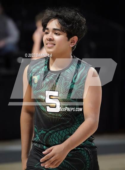 Thumbnail 3 in Patrick Henry vs. Maggie Walker (VHSL Class 4 State Final) photogallery.