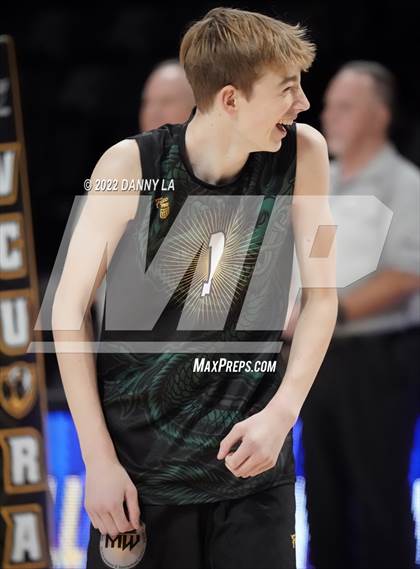 Thumbnail 1 in Patrick Henry vs. Maggie Walker (VHSL Class 4 State Final) photogallery.